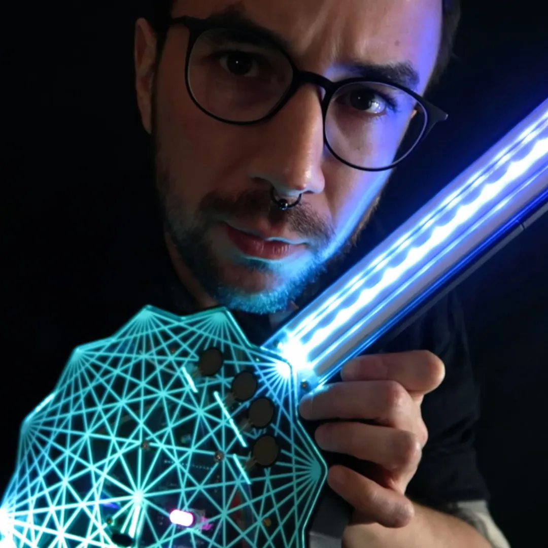 Gustavo Silveira with his illuminated XT Synth